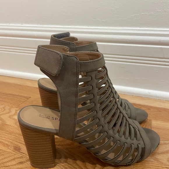 Heels boots - Picture 3 of 7